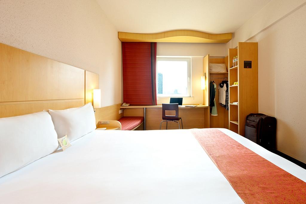 Ibis Chuzhou 1912 Hotel Exterior photo